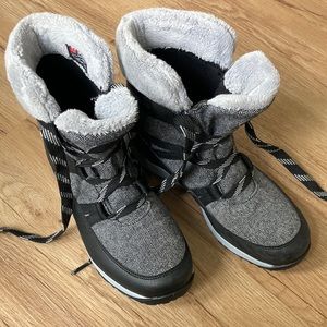 Salomon Heika CS WP Winter Boots - Women's size 8